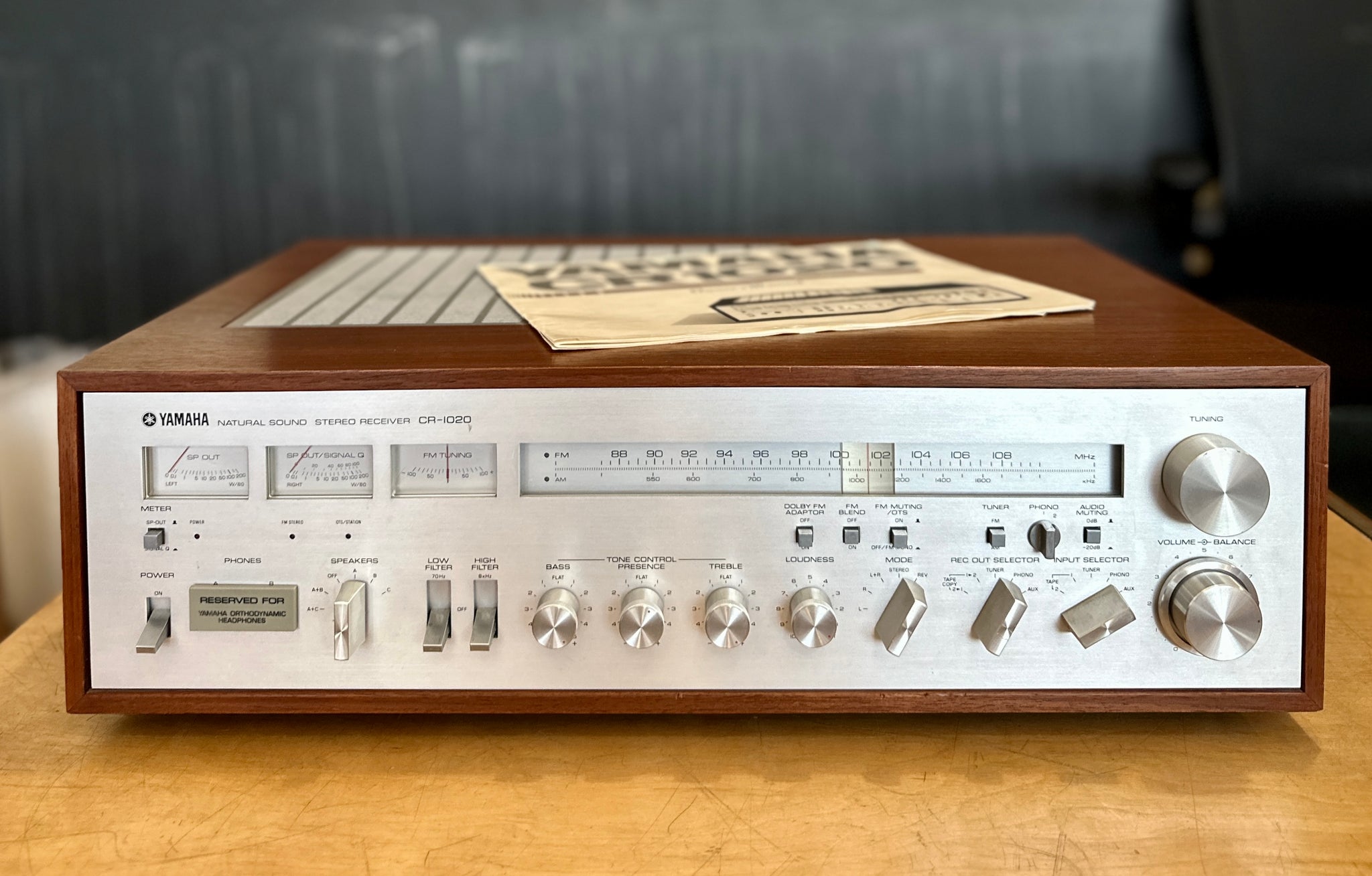 Vintage Yamaha CR-1020 Stereo Receiver